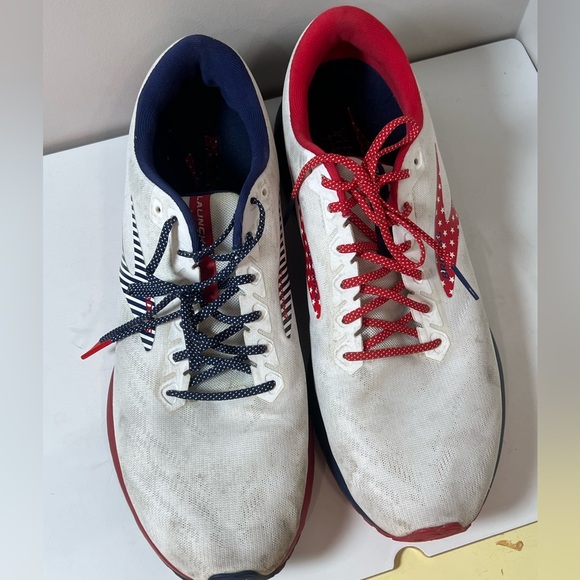 Brooks Size 14 Launch 7 DNA USA Patriotic Red, White, and Blue Athletic Shoes - Picture 9 of 12